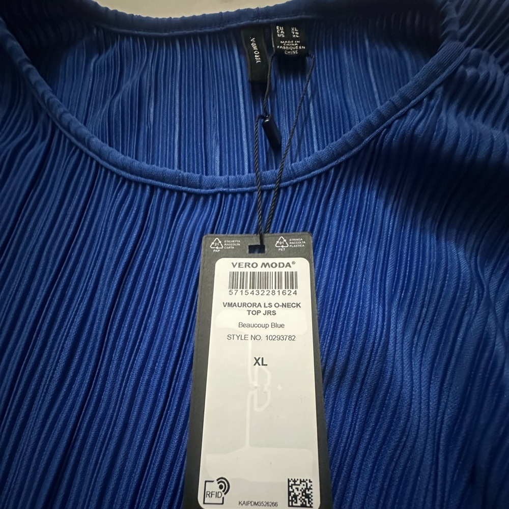 Vero Moda Deep Blue Textured Blouse